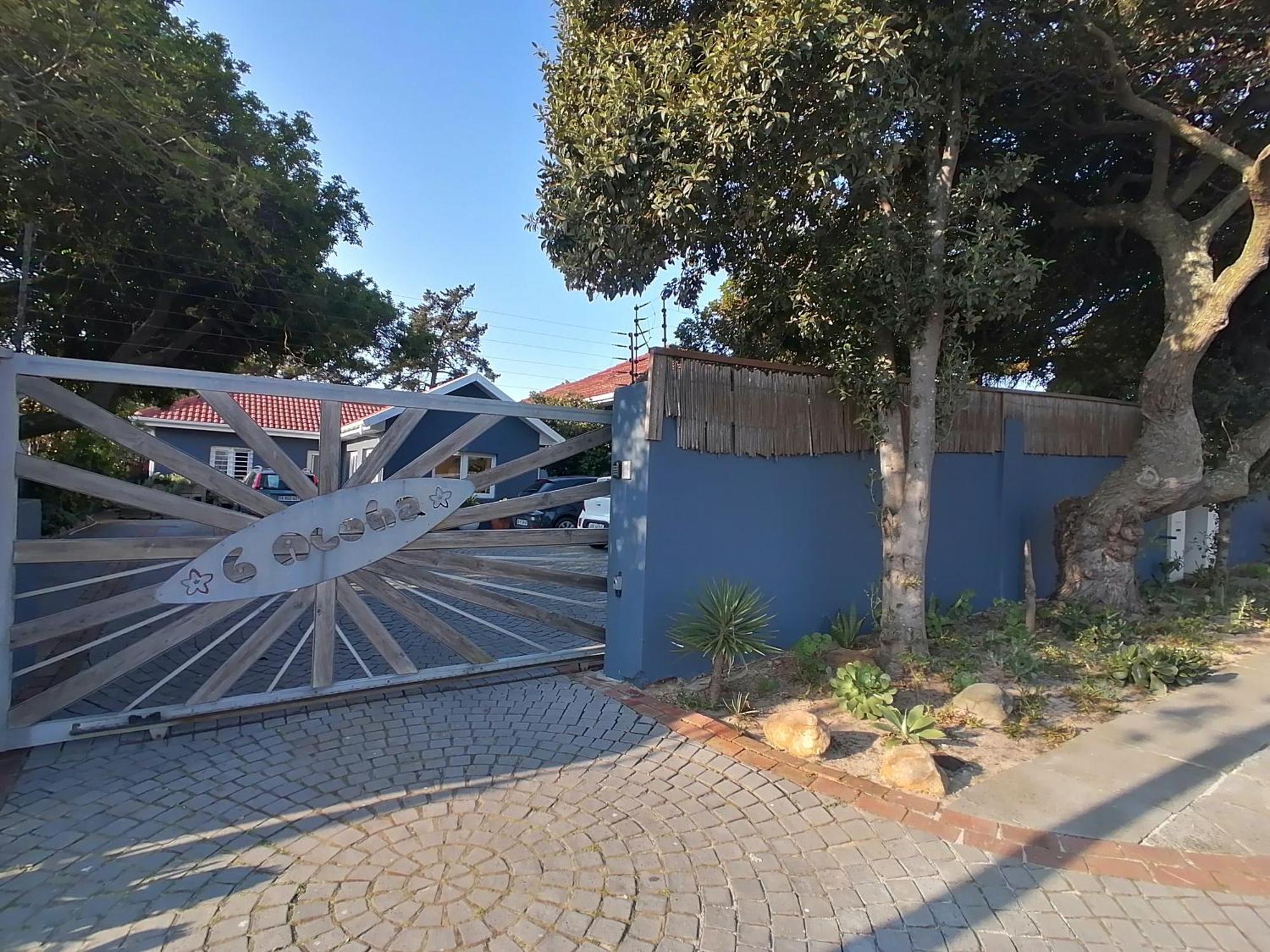 Aloha Lodge Cape Town Exterior photo